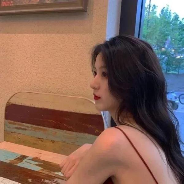 多莉的骗婚花轿 在线观看